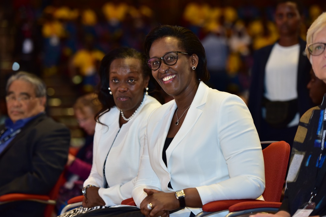 Madame Jeannette Kagame na Dr Diane Gashuma mu nama yita ku kuringaniza imbyaro