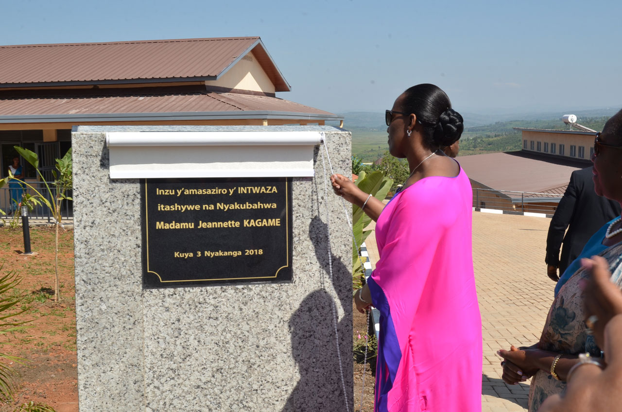Madame Jeanette Kagame yatashye inzu nshya ifite ubushobozi bwo kwakira abantu 80