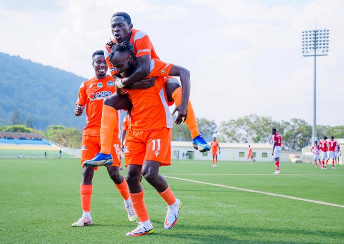 Tshabala aterura Juma wamuhaye umupira wavuyemo igitego 