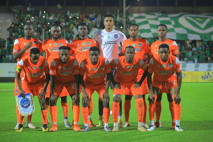 Abakinnyi ba AS Kigali babanje mu kibuga 