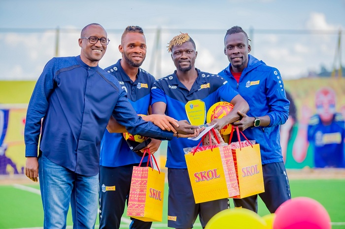 Ruvumbu yahigitse Essenu na Onana