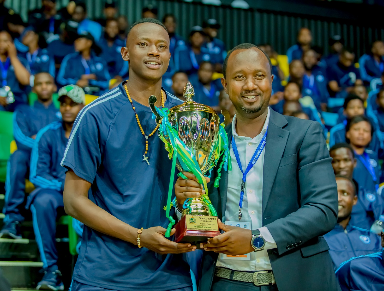 Umutoza Mashami Vincent n'umunyezamu wa Police FC Kwizera Janvier "Rihungu"