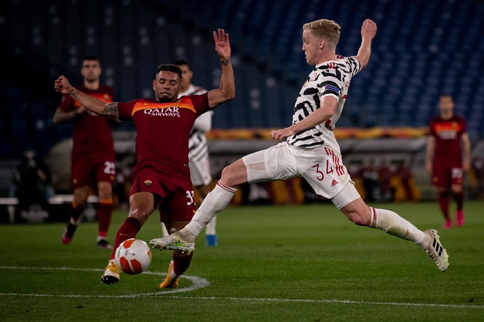 Don Van de Beek yakoze cyane