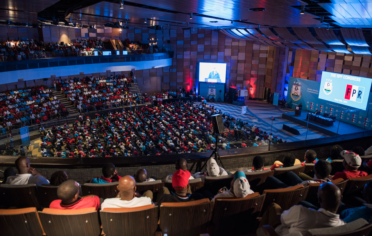 Inama Nkuru ya FPR-Inkotanyi yatoye Paul Kagame ngo azayihagararire mu matora