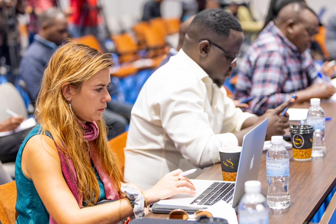 Ikiganiro cyitabiriwe n'abakorera itangazamakuru ryo mu Rwanda n'iryo mu mahanga