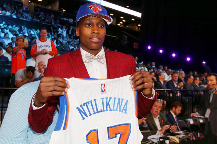 Frank Ntilikina abaye umukinnyi wa mbere ufite inkomoko mu Rwanda ugiye gukina muri NBA