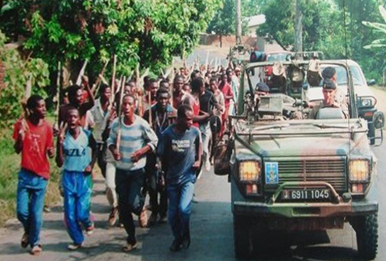 Abafaransa bahaye imyitozo interahamwe ndetse bakanakurikirana ko ikorwa neza