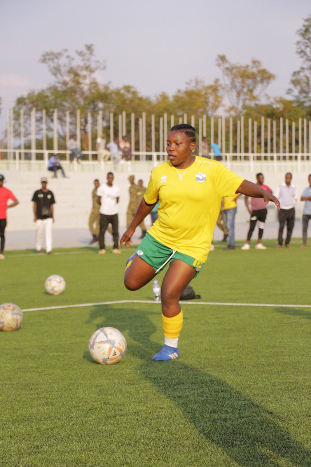 Imanizabayo Florence watsinze ibitego byinshi mu cyiciro cya kabiri ni umwe mu bakinnyi bakomeye iyi kipe ifite