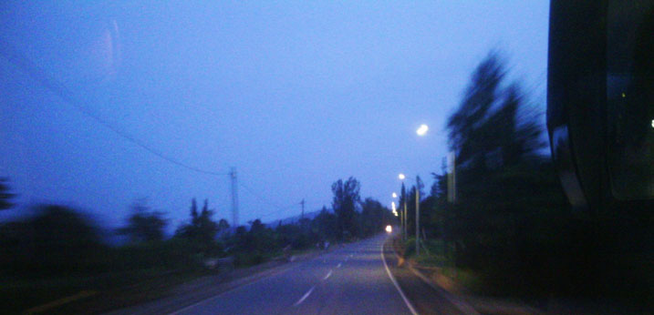 Amashanyarazi ku muhanda wa Kigali-Rubavu wongereye umutekano n'uburyo bwo gukora n'aha mu karere ka Gakenke