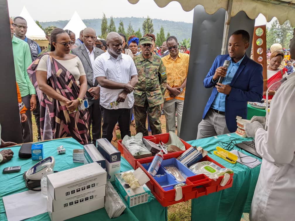 Mu Karere ka Gakenke ibikorwa bagenda bageraho babikesha ubwitange bw'Intwari