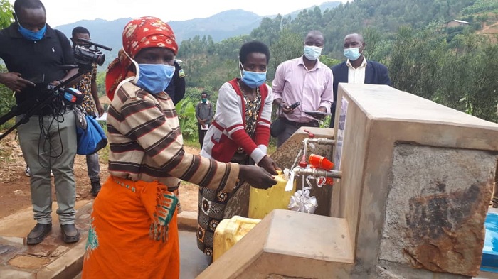 Umuyoboro w'amazi watashywe mu Karere ka Gakenke ureshya na kilometero 6,7