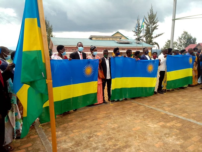 Abatuye mu Murenge wa Busengo babanaga mu buryo bunyuranyije n'amategeko, nyuma yo kwigishwa bafashe umwanzuro wo gusezerana