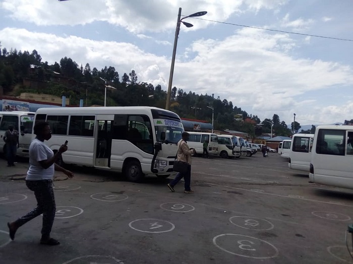 Muri gare ya Musanze, abatwara abagenzi ngo biteguye kubahiriza amabwiriza yo kwirinda Covid-19