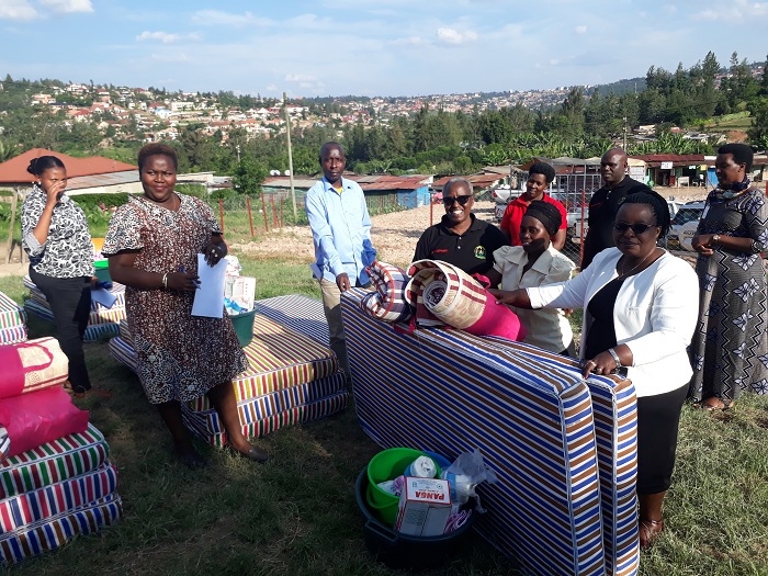 Ubuyobozi bw'akarere batuyemo buvuga ko buzakomeza gukodeshereza abatagira aho baba kugeza ubwo buzabubakira mu midugudu