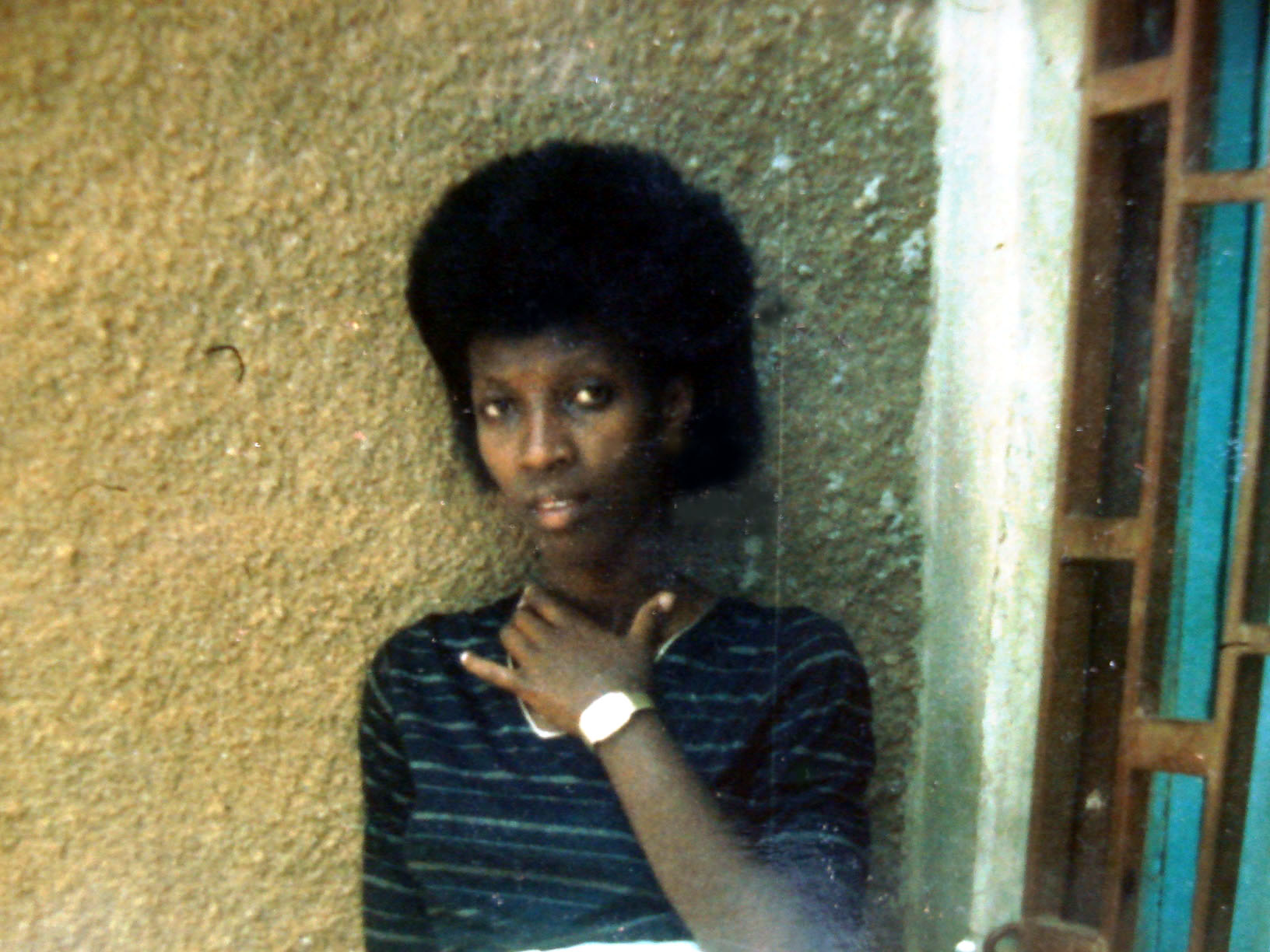 Mushiki wa Gasana M, Kayitesi Chantal wishwe atwite impanga (inda y'amezi 8)