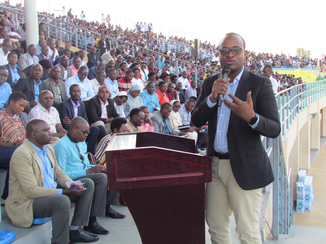 Gaspard Twagirayezu avuga ko nta muyobozi bazemerera ko ababuza kugera ku nshingano zabo