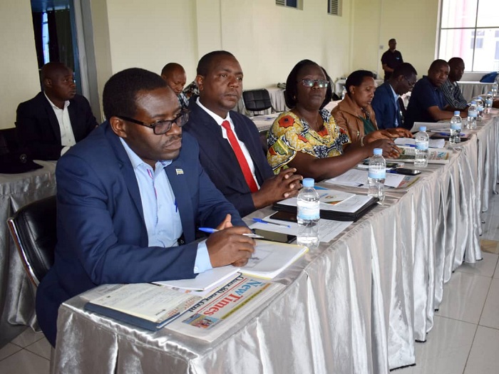 Abayobozi b'uturere tugize Intara y'Amajyaruguru bakiriye neza impanuro za Guverineri