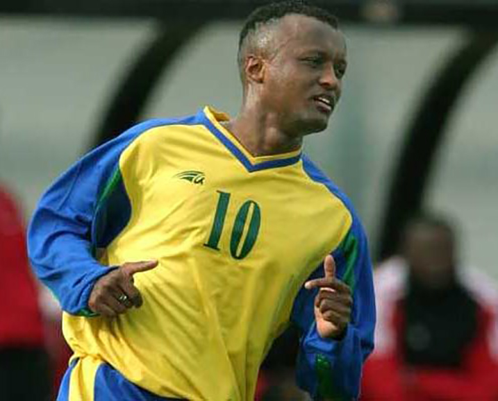 Gatete Jimmy watsinze Ghana igtego kimwe cyanatumye u Rwanda rwerekeza muri CAN 2004