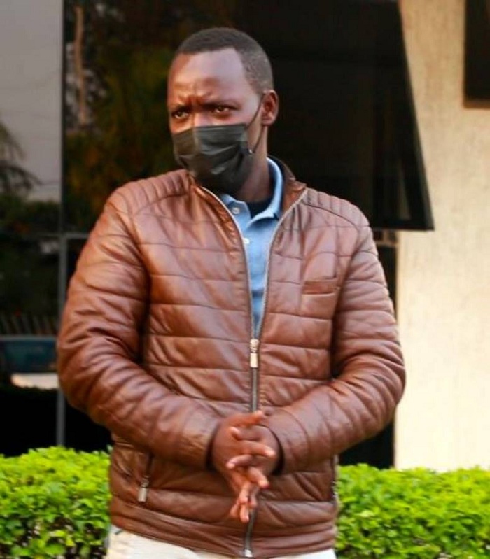 Umunyamategeko Gatete Ruhumuriza ari mu bagiye impaka cyane na Polisi ubwo yazaga kubafata