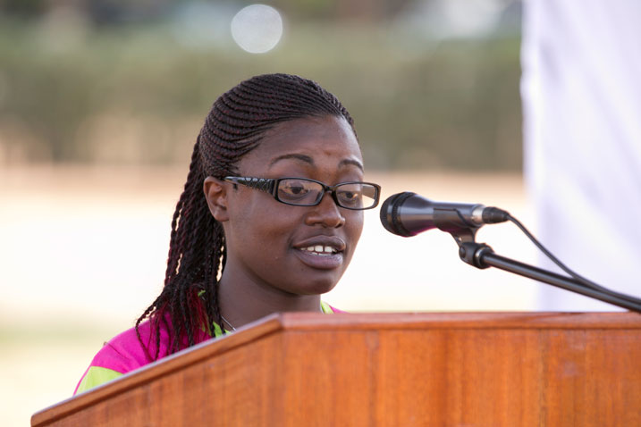 Gato Marcelline umwe mu bana bafite ubumuga bwo kutabona atanga ubuhamya bw'uburyo yitwaye neza mu masomo 