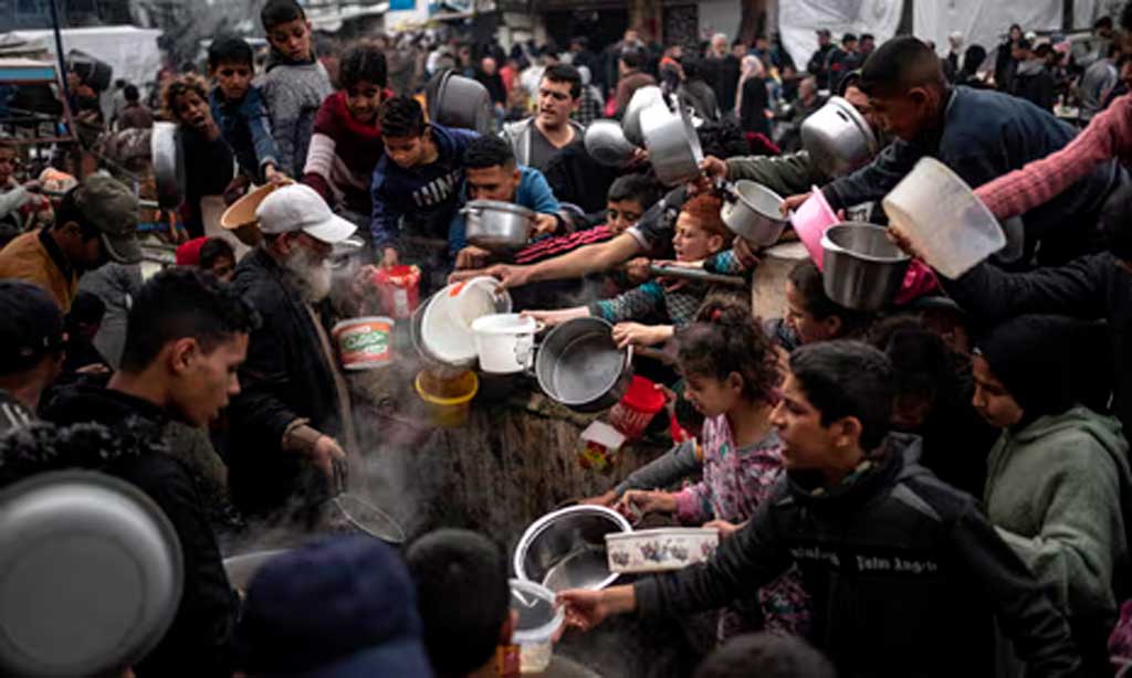 Oxfam yagaragaje ko amakimbirane abera ku Isi ahitana abarenga ibihumbi 21 ku munsi kubera inzara 