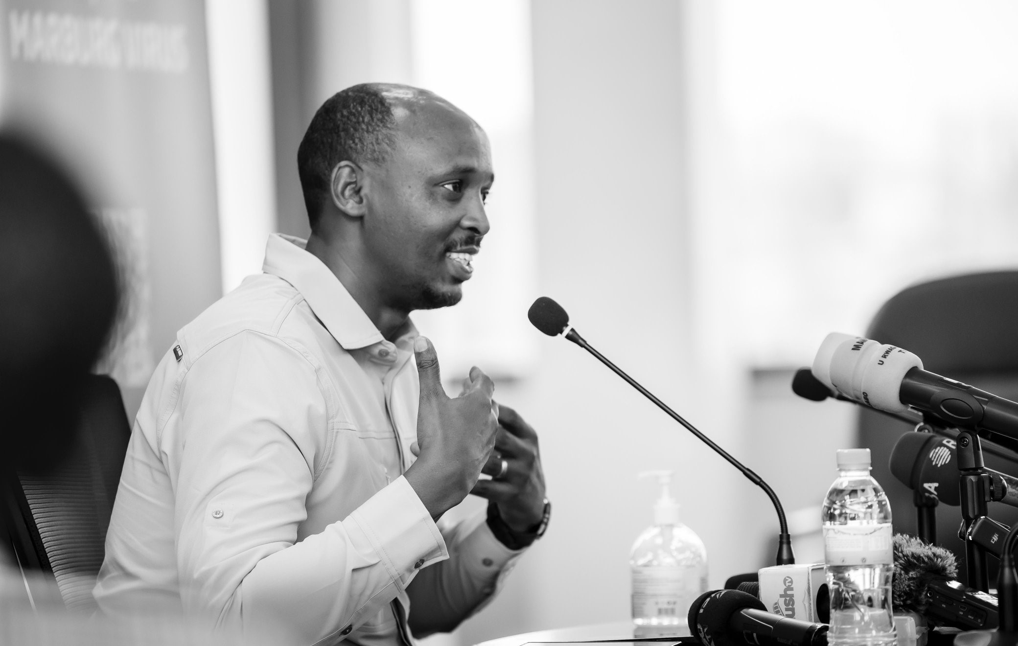 Minisitiri Nsanzimana avuga ko abantu bazakomeza guhabwa urukingo rwa Marburg ari abafite aho bahurira n'abarwayi ndetse n'abakora mu birombe