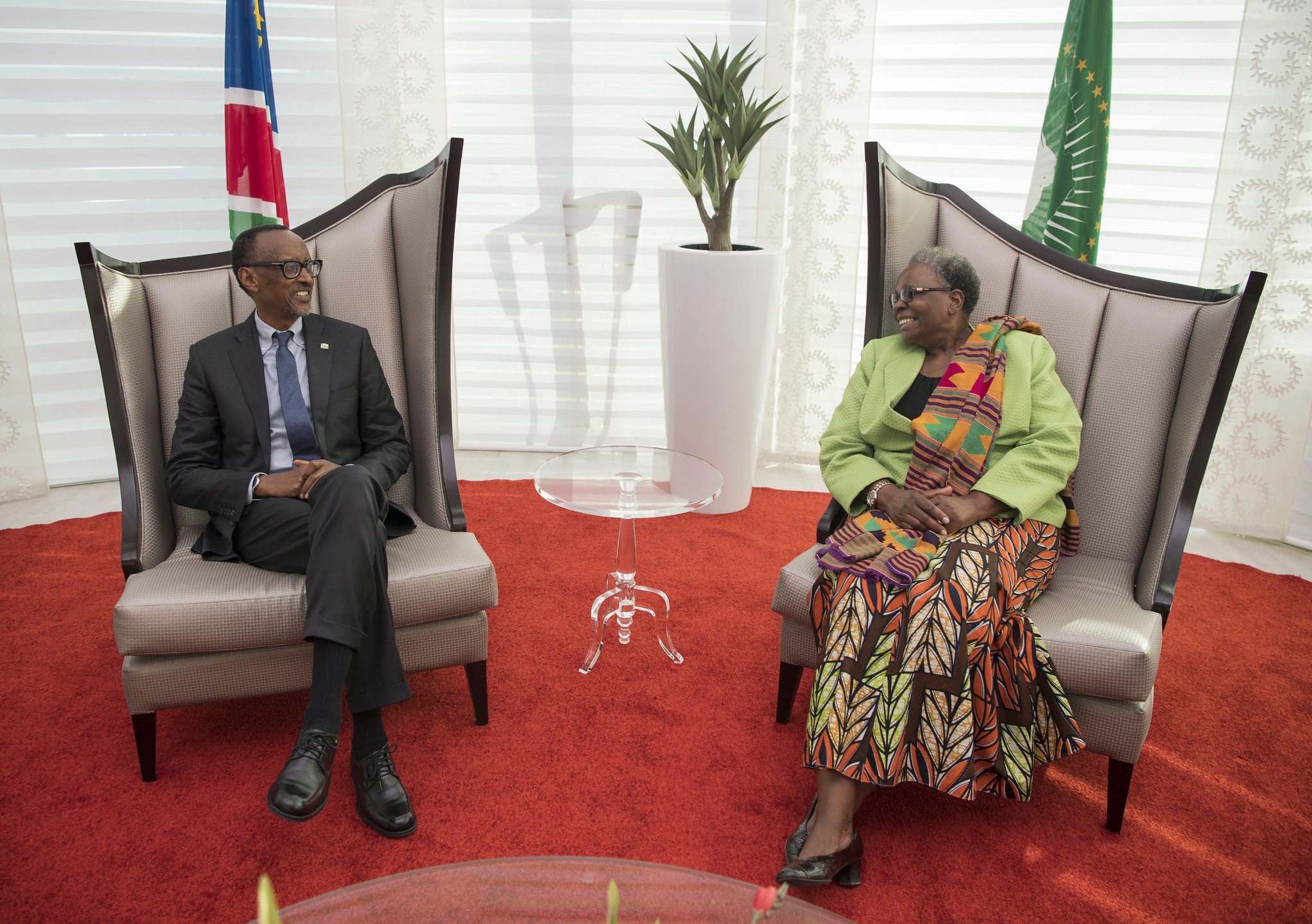 Madamu Netumbo Nandi niwe wakiriye icyo gihe Perezida Kagame