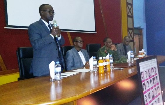 Gen Maj Nziza na Dr Bizimana Jean Damascene bifatanyije n'ubuyobozi bwa RSSB muri uyu muhango wo Kwibuka