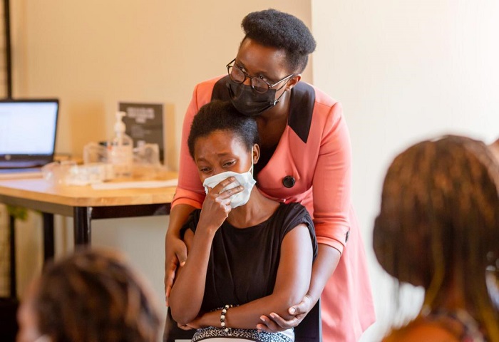 Iyo baganirijwe bibakora ku mutima ariko bikabafasha kubohoka 