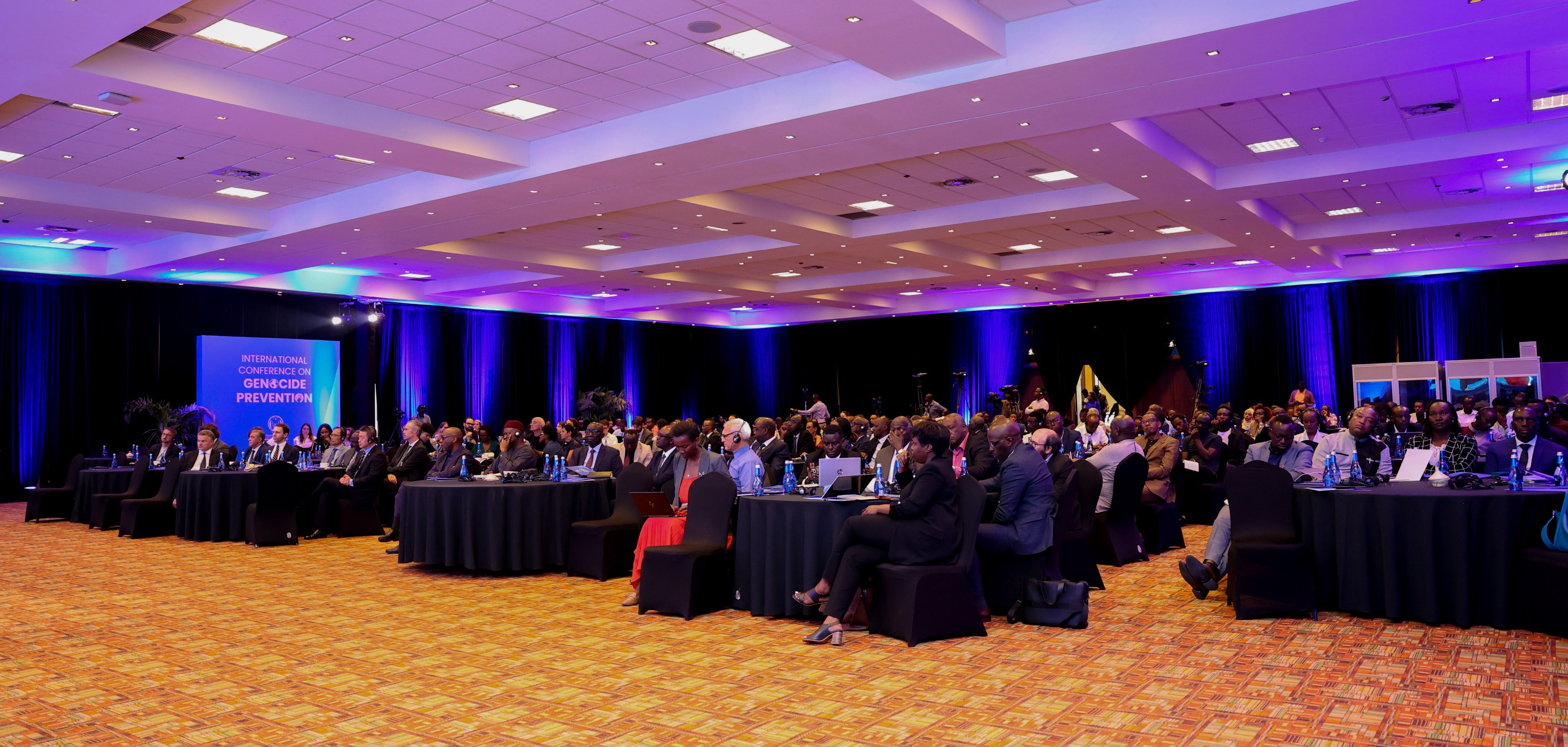 Muri iyi nama kandi hatangarijwe itangizwa ry'Ikigo Nyafurika cy'Ubushakashasti kuri Jenoside