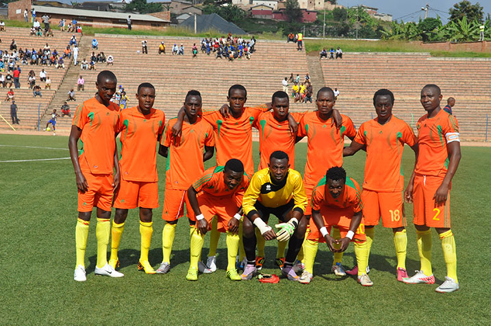 Gicumbi FC yabanje mu kibuga.