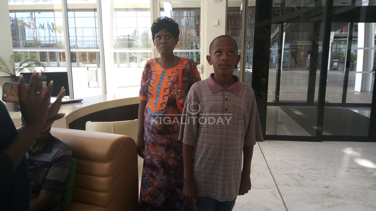 Yavuze ko nyuma yo gusura iyo nyubako, ubu noneho yayikora neza kurusha mbere