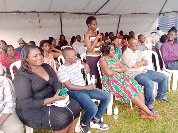 Abarerera muri Good Harvest bahuye n'ubuyobozi bw'ikigo baganira ku byatuma ireme ry'uburezi rirushaho gutera imbere