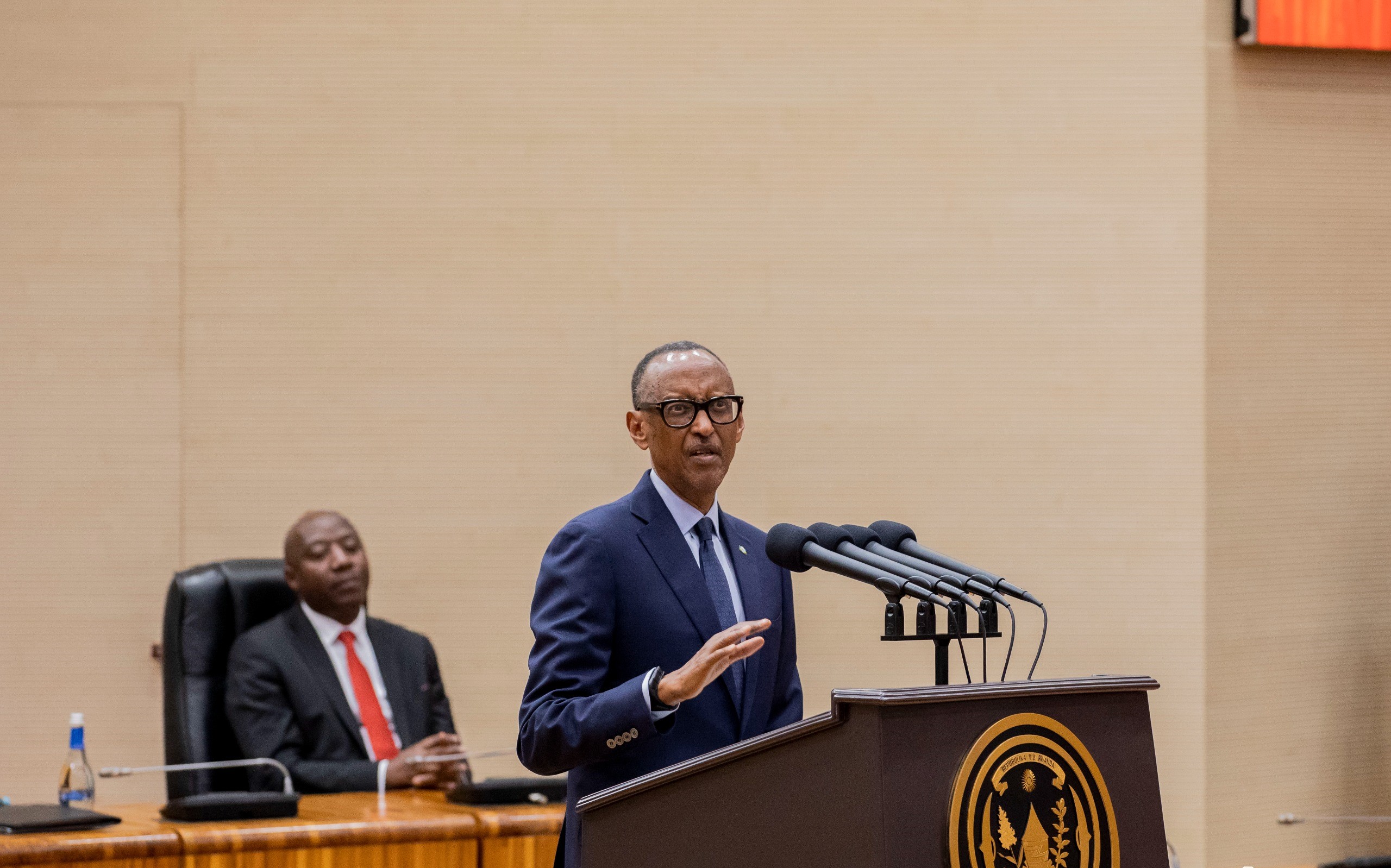 Perezida yabasabye kurengera inyungu z