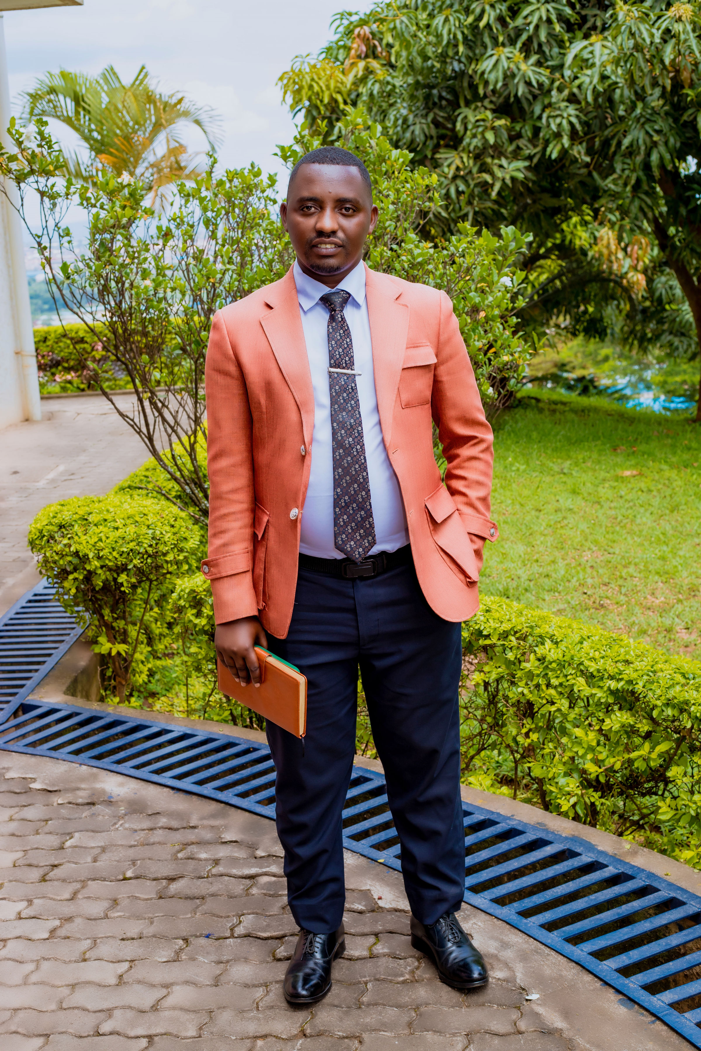 Rugambwa Emmanuel, umuyobozi w'ishuri rya Kingdom Education Center, avuga ko urugendo shuri rugamije gutegura Umunyarwanda mwiza w'ejo hazaza