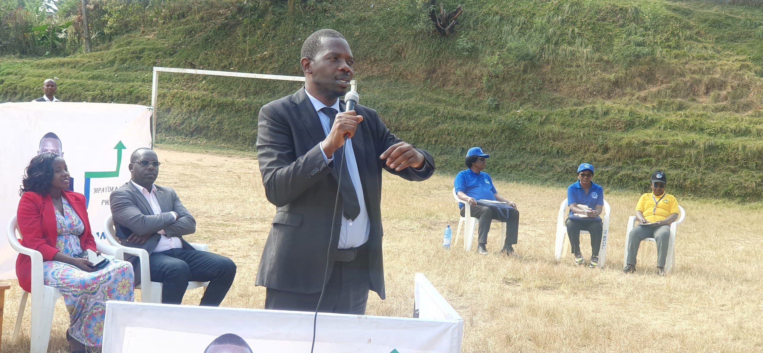 Mpayimana yifuza guha imyanya ibiri mu Nteko Abanyarwanda baba mu mahanga