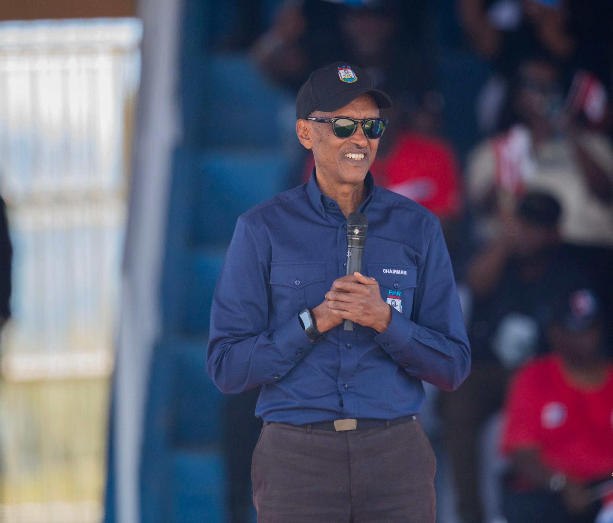 Perezida Kagame yabwiye urubyiruko ko rufite inshingano zo kubaka u Rwanda rushya