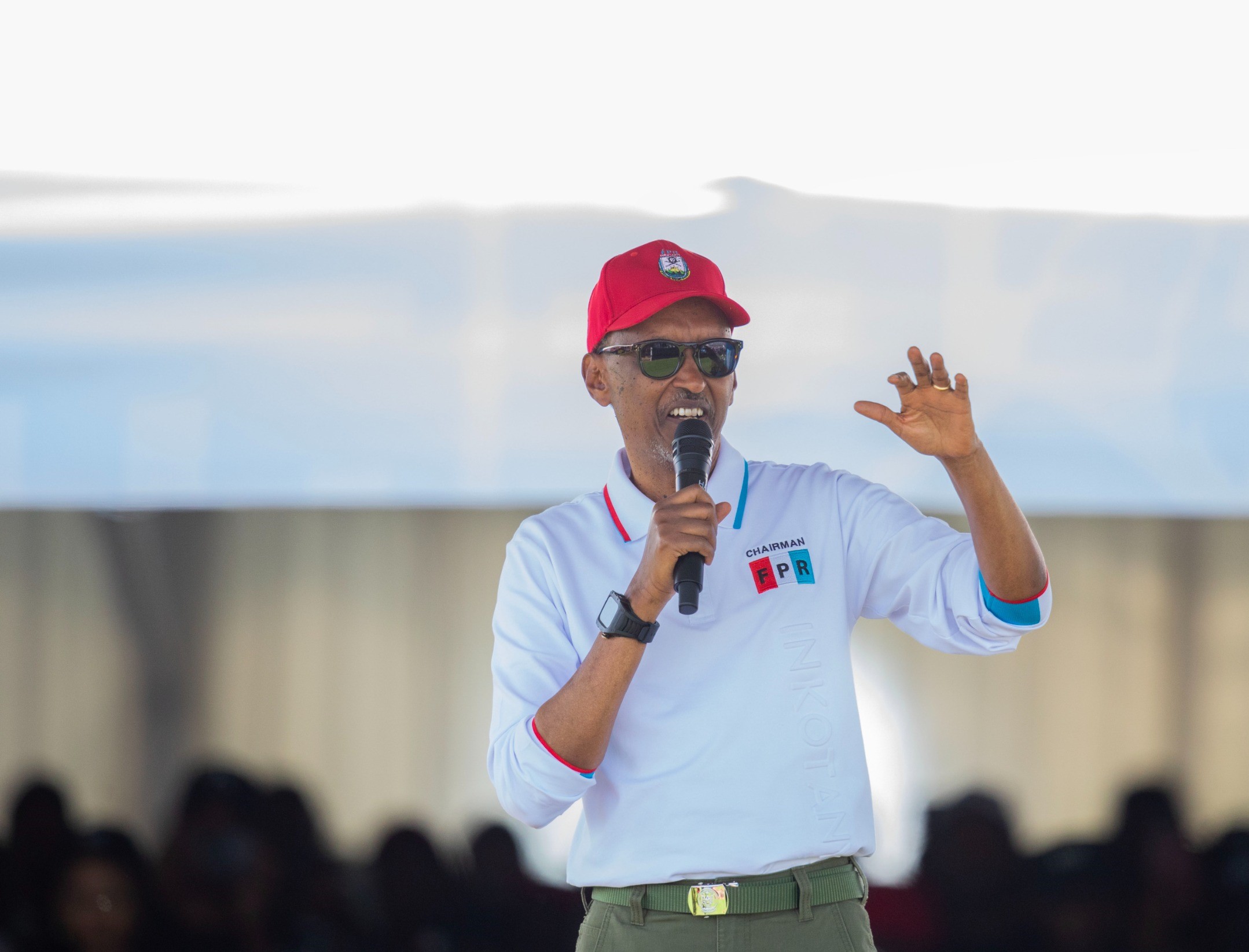 Perezida Kagame yavuze ko Abanyarwanda ntawe ukwiye kubahitiramo uko bagomba kubaho