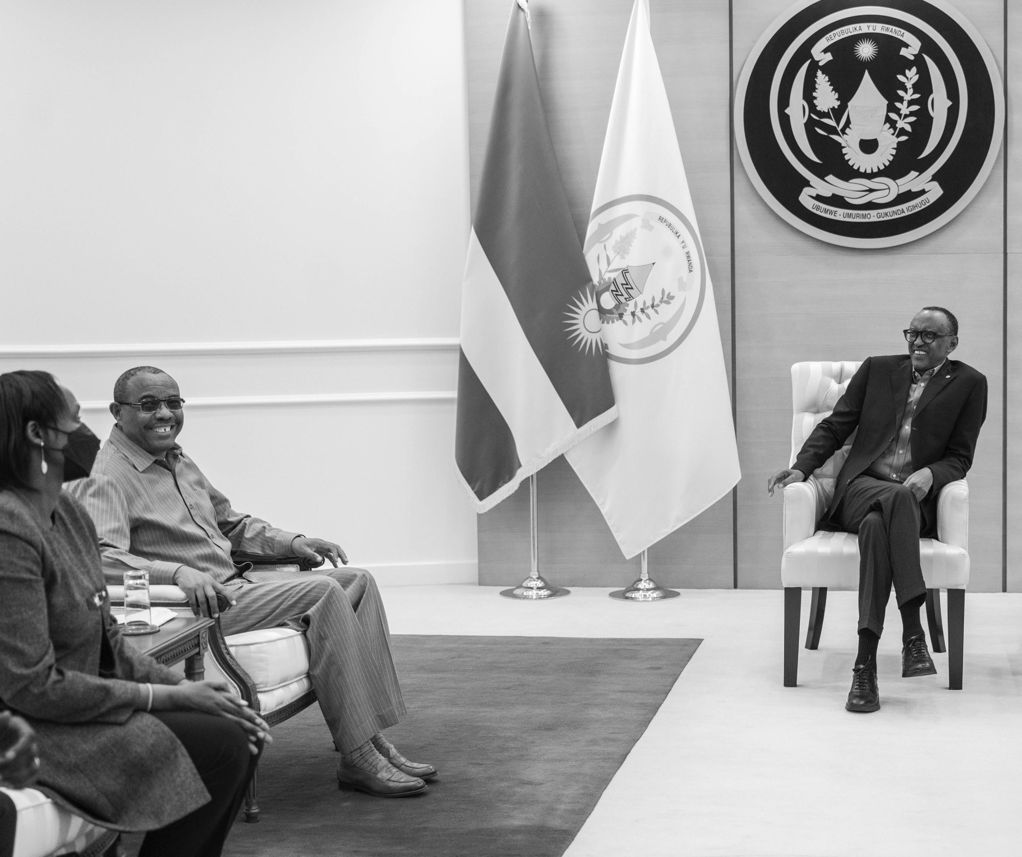 Perezida Kagame yamenyeshejwe ibijyanye n'inama mu kwihaza mu biribwa izabera mu Rwanda