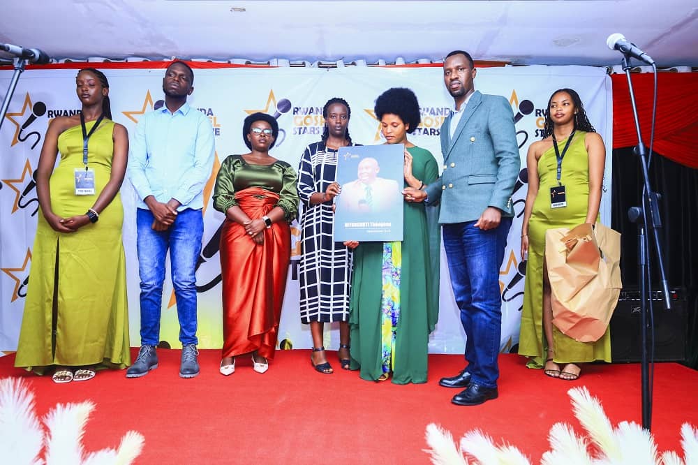 Bibutse kandi Pasiteri Théogène Niyonshuti 