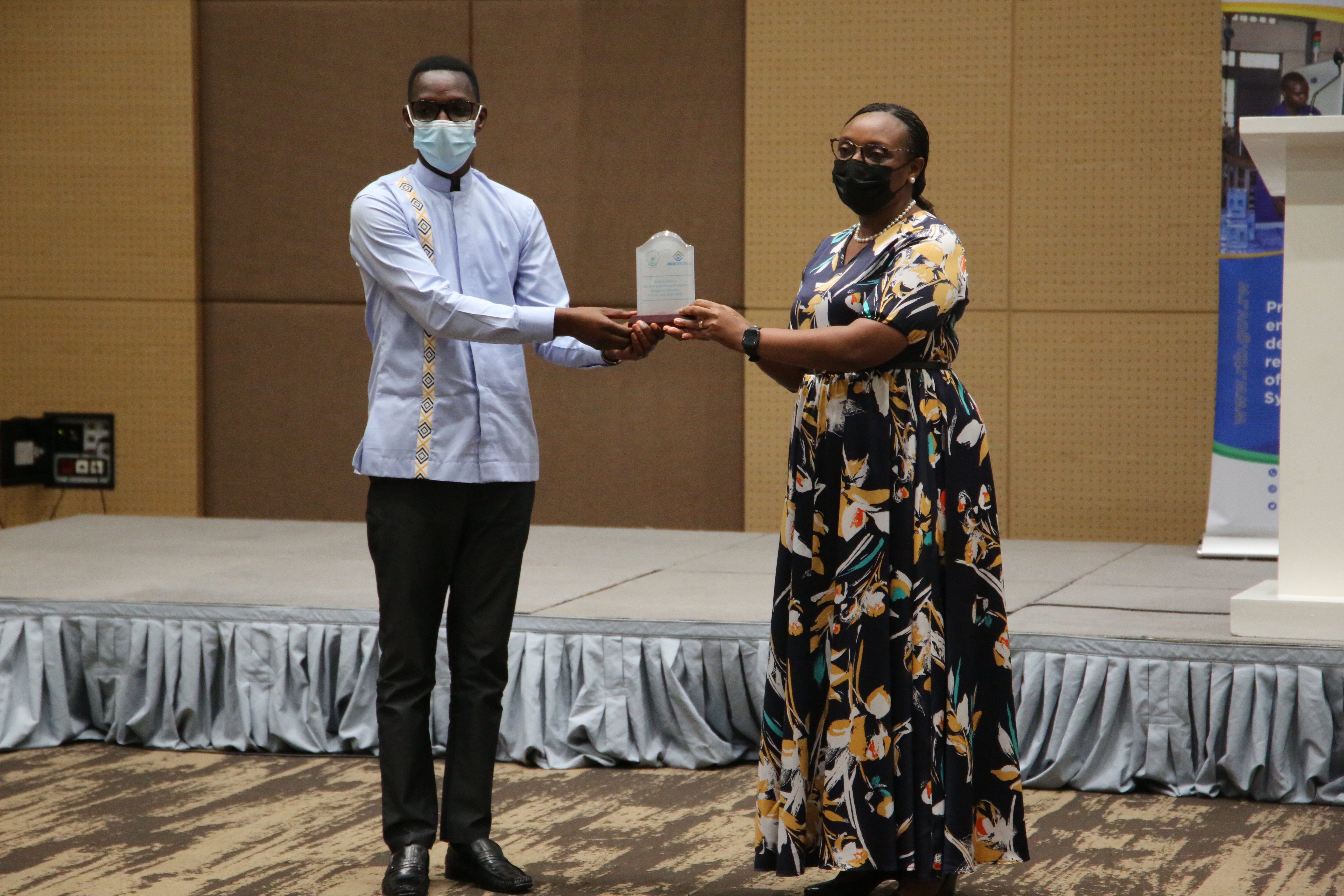 Akarere ka Rulindo kahembwe nk'akahize utundi mu gutanga serivisi nziza z'uburezi bakaba babikoze imyaka ibiri yikurikiranya