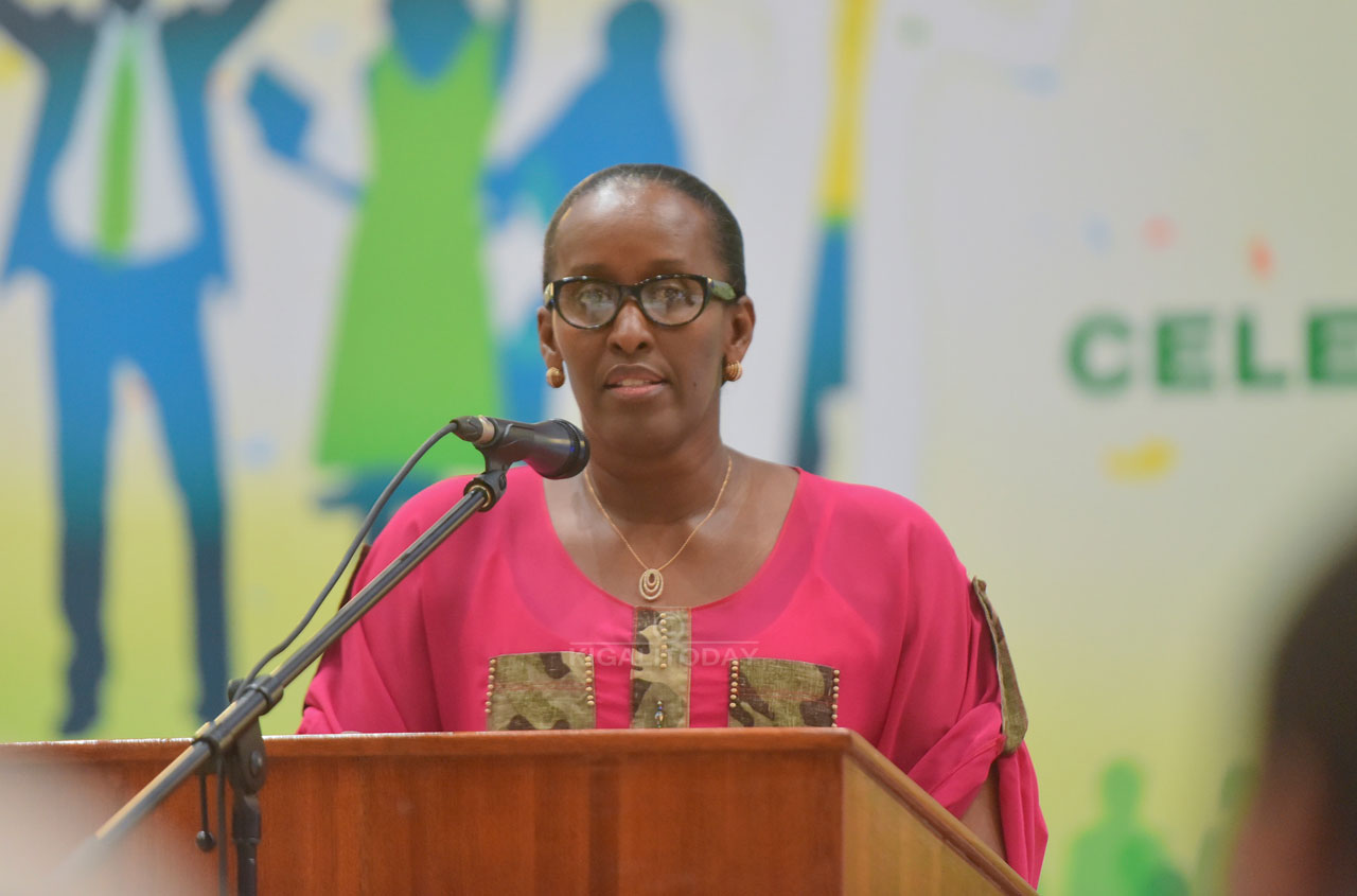 Madame Jeannette Kagame yashimye ababaye indashyikirwa mu bikorwa bitandukanye