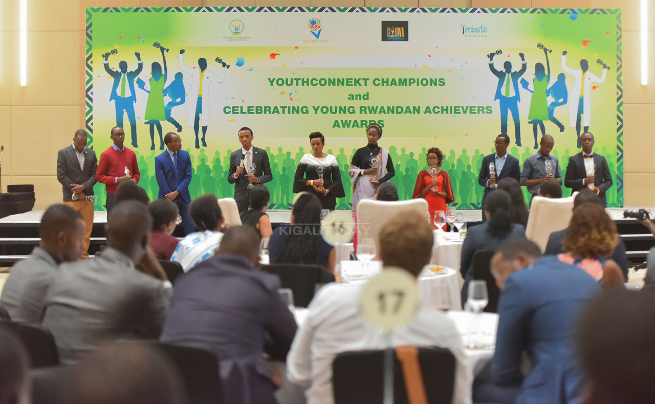 Hahembwe abagera ku 10