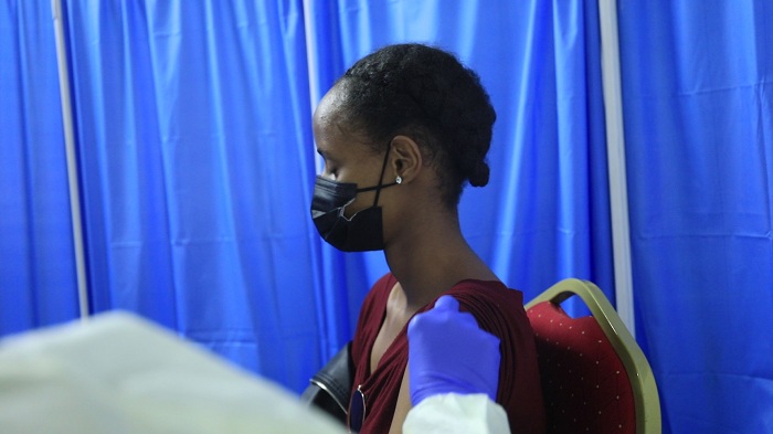 Bavuga ko batahatiwe gukingirwa ahubwo ari ukugira ngo barusheho guhangana na Covid-19