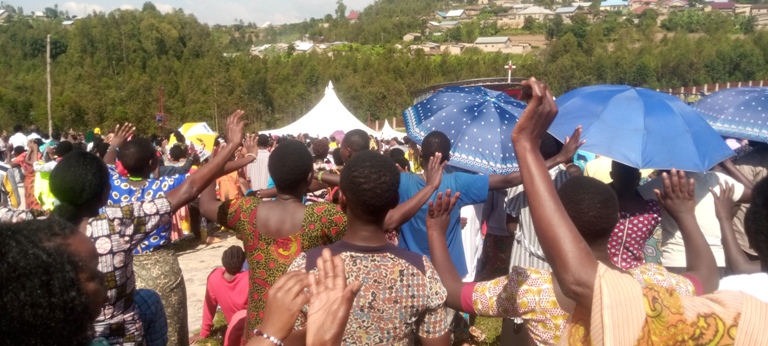 Igihe cyo gushimira Imana cyahawe umwanya munini