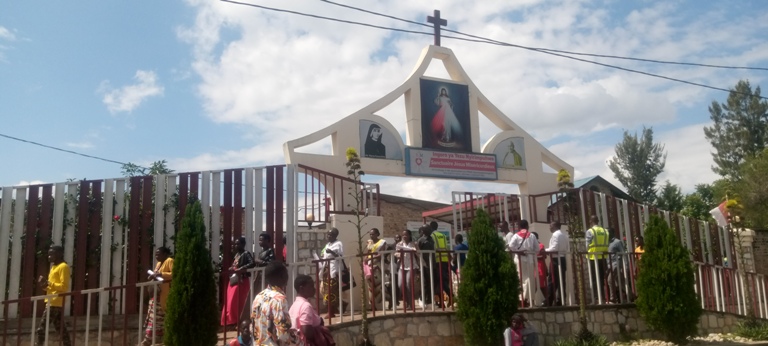 Kwa Yezu Nyirimpuhwe