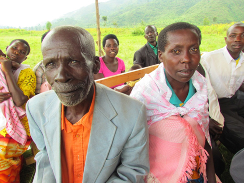 Elias na Esperance basezeranye bamaze iyaka 15 babana.