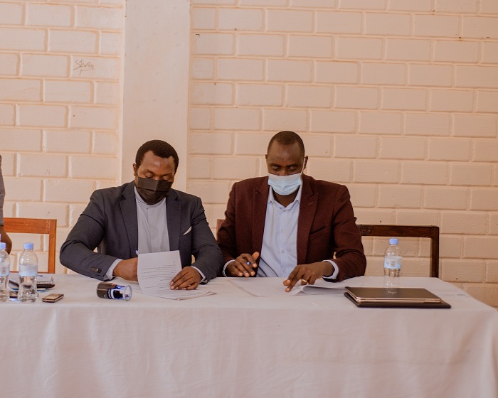 Amasezerano yasinywe hagati ya MIPC na UPHLS