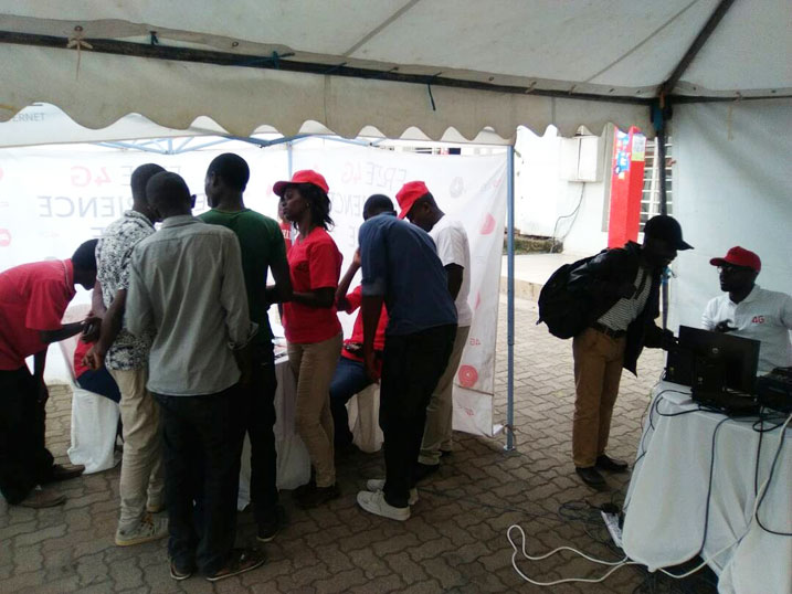 Abaturage wabonaga bafite amatsiko yo kumenya iby'iyi internet yihuta