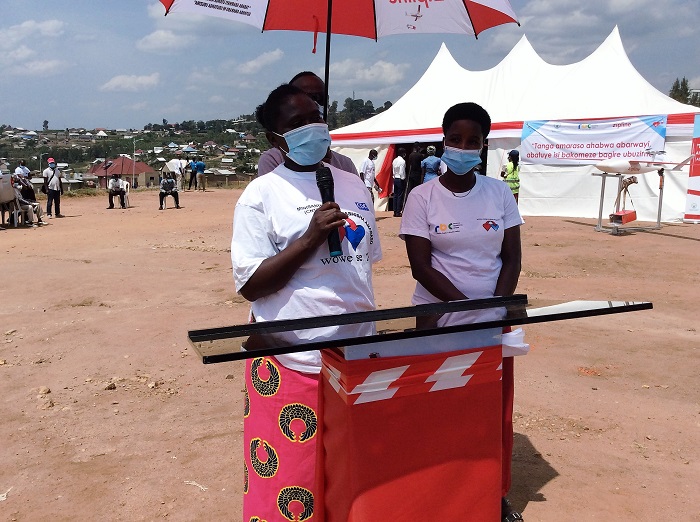 Uyu mugore arashishikariza bagenzi be gutanga amaraso